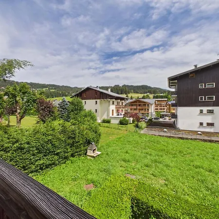 - 2 Pres Des Pistes Avec Balcon Et Parking Les Gets
